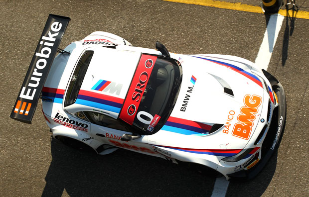 BMW Z4 em fibra de carbono